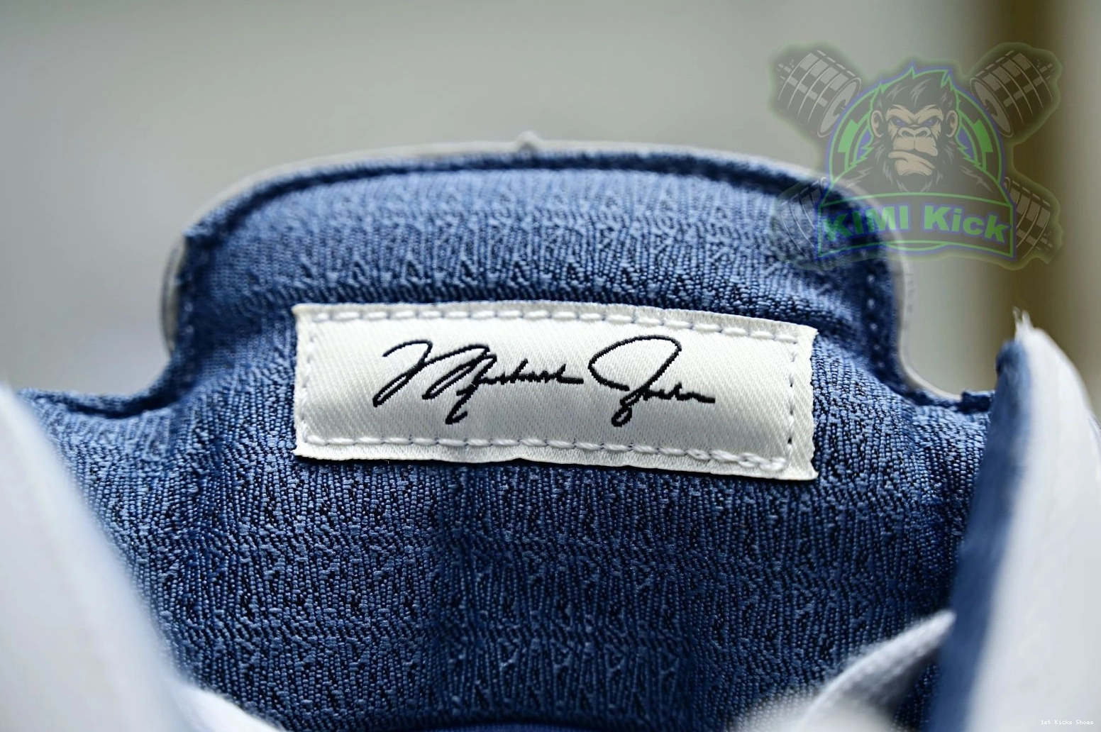 1st Kicks MANIÉRE StreetReady Air A MA x 1882 Kimikick Jordan 1204